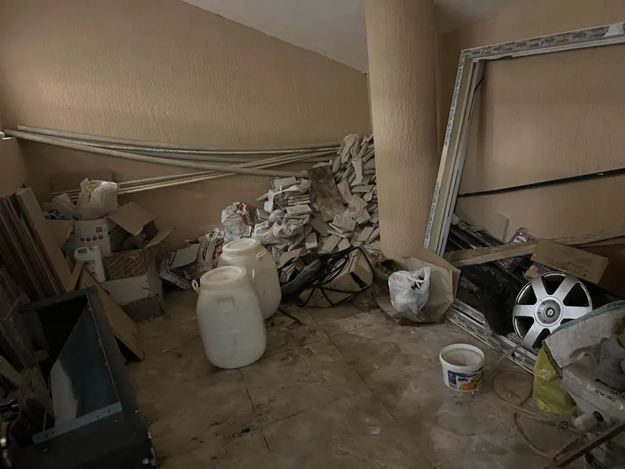 Storm and flood water damage cleanup in a Pomona, CA home